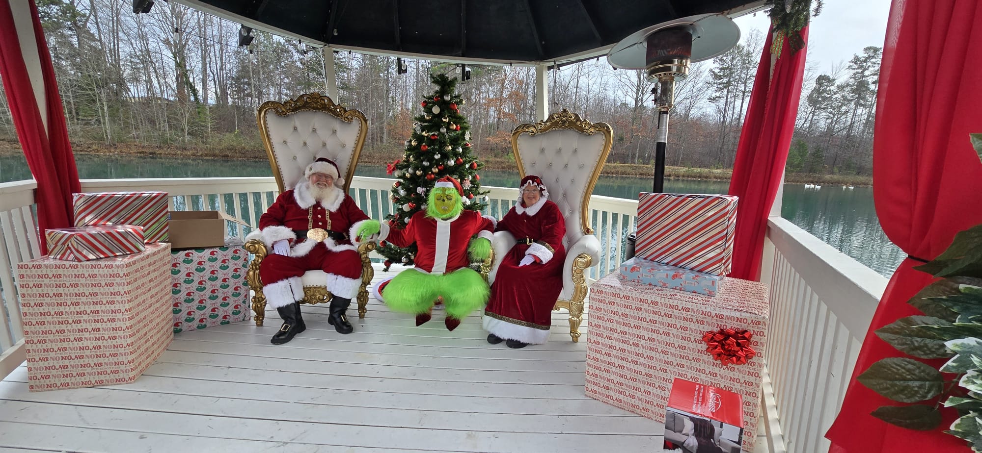 Holiday Market at Fairlake Event Center